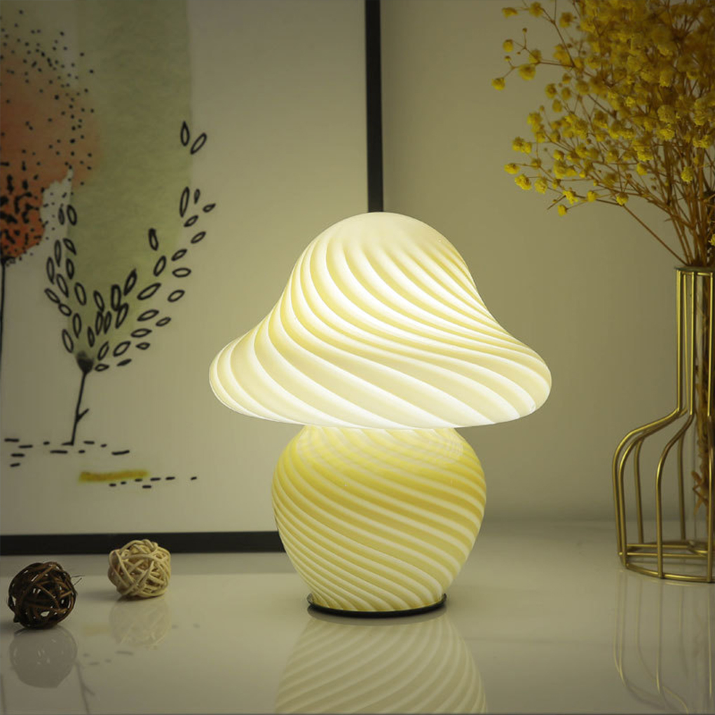 مصباح طاولة سرير إبداعي من الز - مراجعة Solar Lamp وسعره